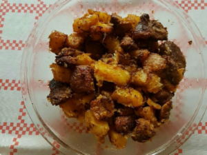 carne-de-porco-com-mandioca